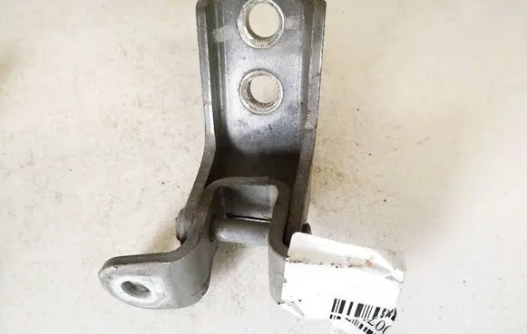 Toyota Corolla E120 E130 Front door upper hinge