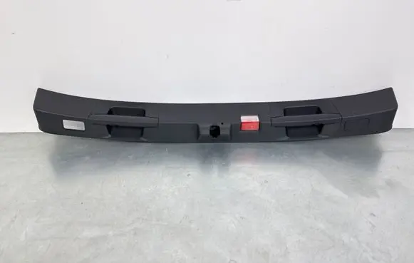 Mercedes-Benz C W205 Tailgate/boot lid lock trim A2057400172