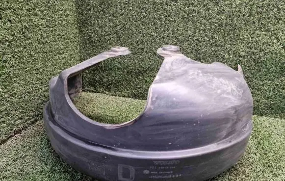 Volvo S40 Rear arch fender liner splash guards 30678140