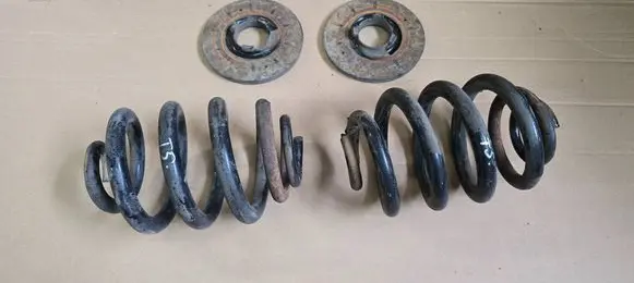 Volkswagen Transporter - Caravelle T5 Rear coil spring