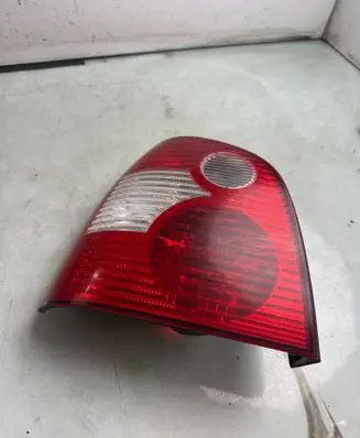 Volkswagen Polo IV 9N3 Rear/tail lights 92929