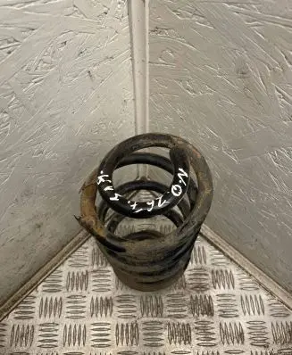Nissan Qashqai Rear coil spring