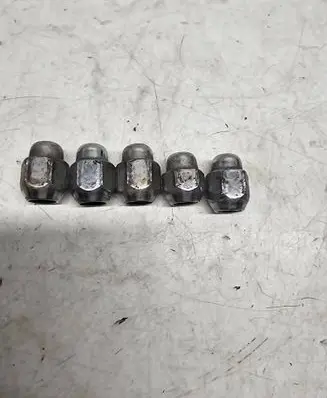 Hyundai Santa Fe Nuts/bolts 