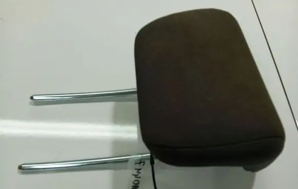 Ford Focus Front seat headrest 