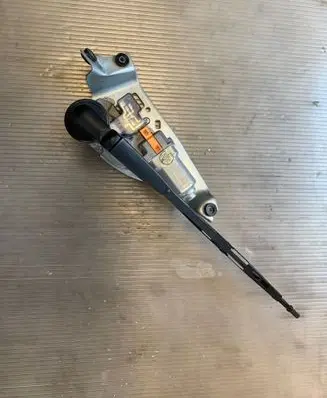 Honda CR-V Rear window wiper motor 050T0A