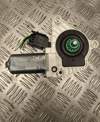 Mercedes-Benz SLK R172 Front door window regulator motor A2078200542 934532100 7746028200