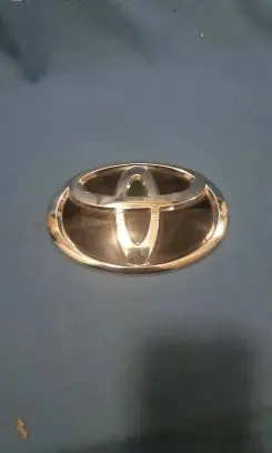 Toyota Aygo AB40 Manufacturers badge/model letters 75431-0H060