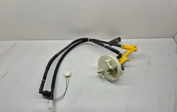 Mercedes-Benz C W203 Fuel level sensor A2034701341