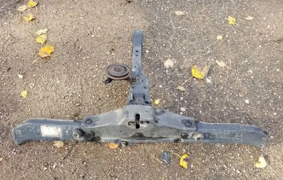 Hyundai Santa Fe Top upper radiator support slam panel OEM