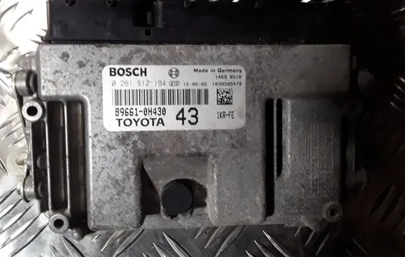 Toyota Aygo AB40 Engine control unit/module 896610H430