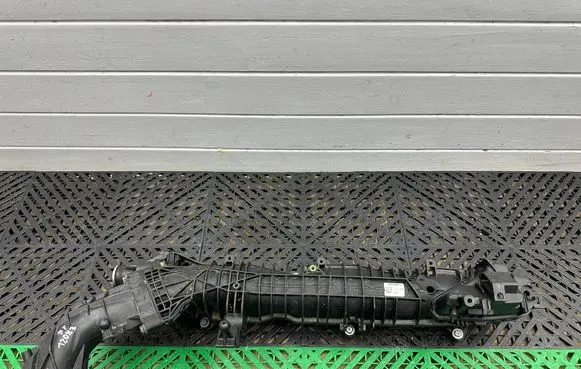 BMW 5 F10 F11 Intake manifold 7811909 1505210396 PA6GF35