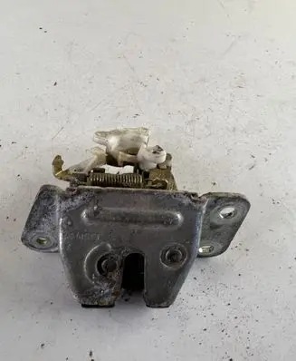 Mitsubishi Outlander Tailgate/trunk/boot lock/catch/latch