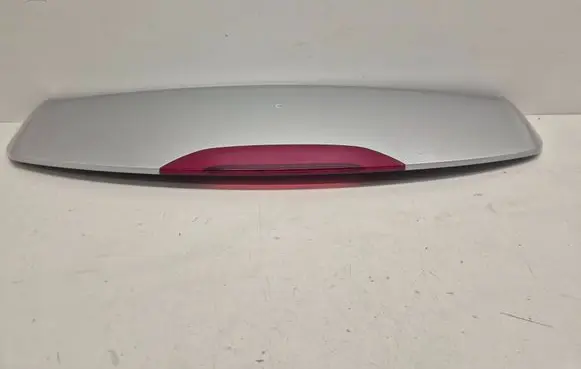Tailgate/trunk spoiler