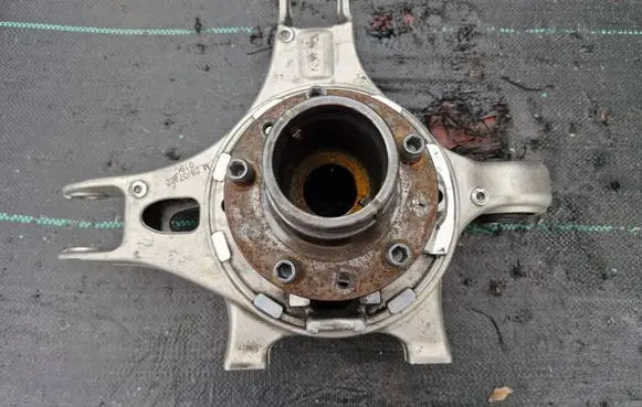 Ferrari California F149 Stub axle 28A34103 238468