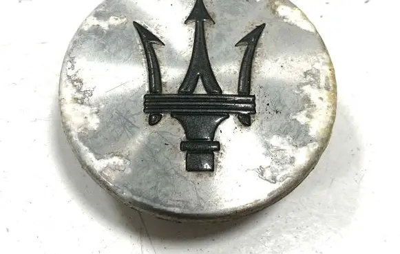 Maserati Quattroporte Original wheel cap