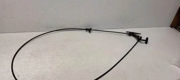 Audi A4 S4 B5 8D Engine bonnet/hood lock release cable 
