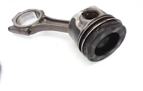 Audi A4 S4 B8 8K Piston with connecting rod 081187 131010 025128