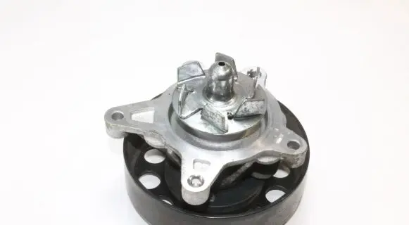 Hyundai Tucson LM Water pump