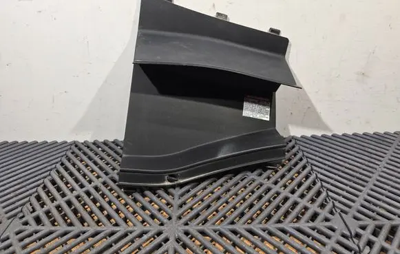 Toyota C-HR I Other engine bay part 5578310040