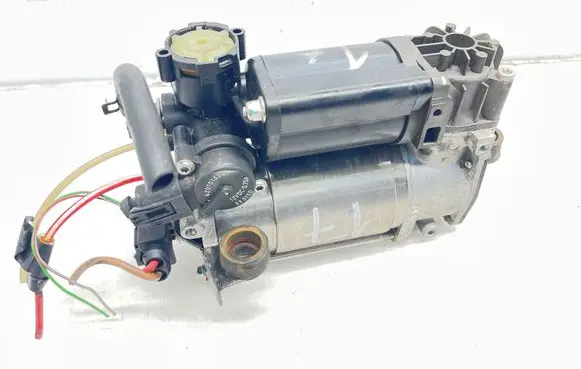 Mercedes-Benz E W211 Air suspension compressor/pump A2113200304