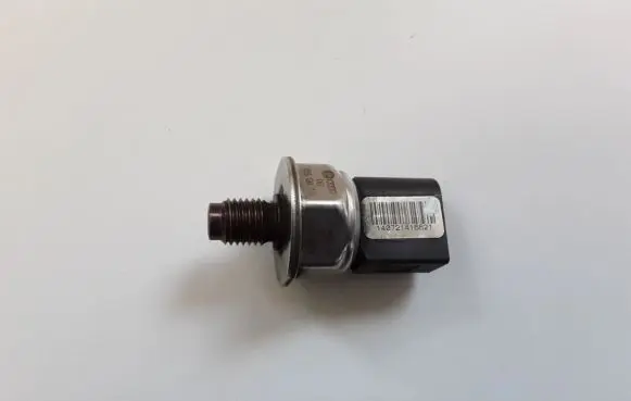 Audi A6 S6 C6 4F Fuel pressure sensor 059130758E