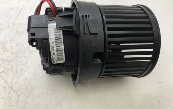 Peugeot 2008 I Heater fan/blower T1013142J