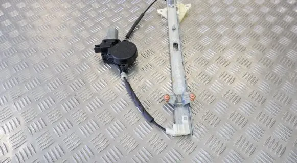 Mazda CX-5 Front door window regulator with motor KD5358590