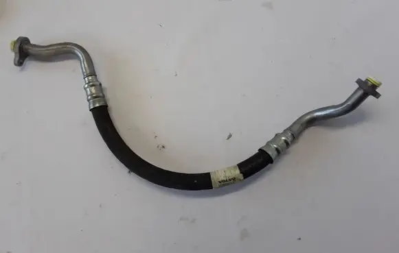 Volvo S90, V90 Air conditioning (A/C) pipe/hose 31455071