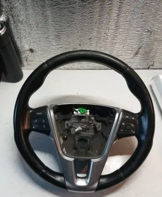 Volvo V40 Steering wheel 34110269