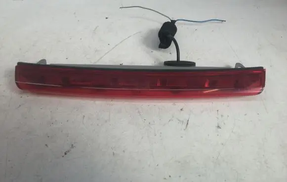 Toyota Avensis T250 Third/center stoplight
