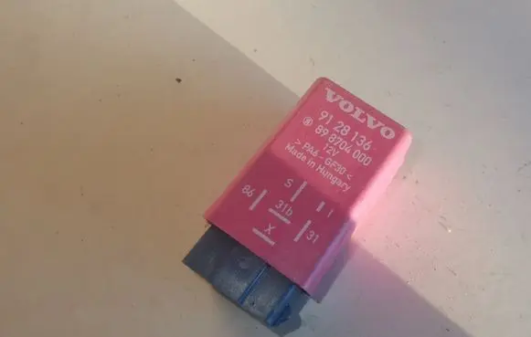 Volvo S70 V70 V70 XC Other relay 9128136 898704000
