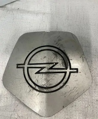 Opel Omega B1 Original wheel cap 90149486