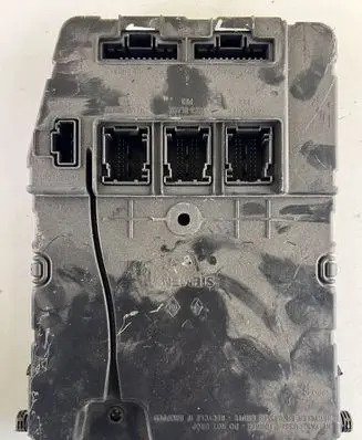 Renault Scenic II - Grand scenic II Comfort/convenience module 8200309691 3116400320D 647127553