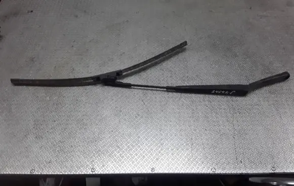 Volkswagen Jetta V Windshield/front glass wiper blade 