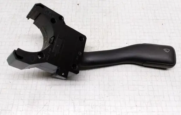 Volkswagen Golf IV Wiper control stalk