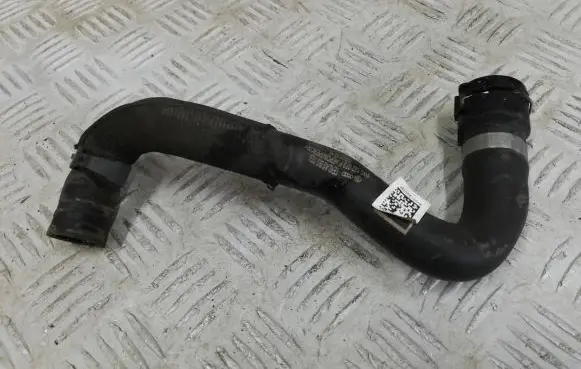 Audi A5 Engine coolant pipe/hose 8W0122073F ZD011215