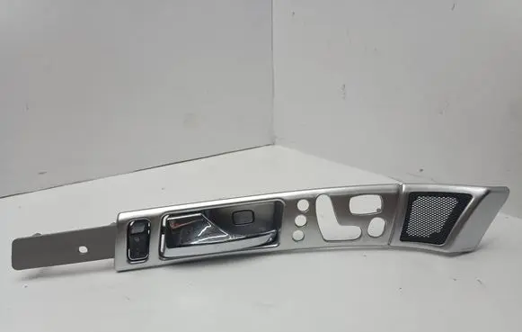 Chrysler Pacifica Front door interior handle 0UP57TRMAB SC85501K 12181941