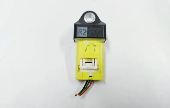 Toyota Yaris XP210 Airbag deployment crash/impact sensor 89831-0D140