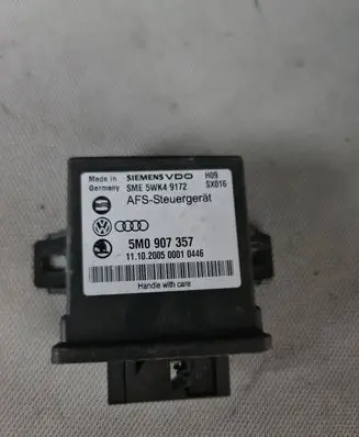 Volkswagen PASSAT B6 Light module LCM 5M0907357 5WK49172