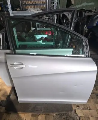 Seat Altea Front door