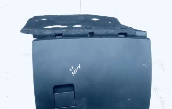 Opel Insignia A Glove box 13273294 13308556