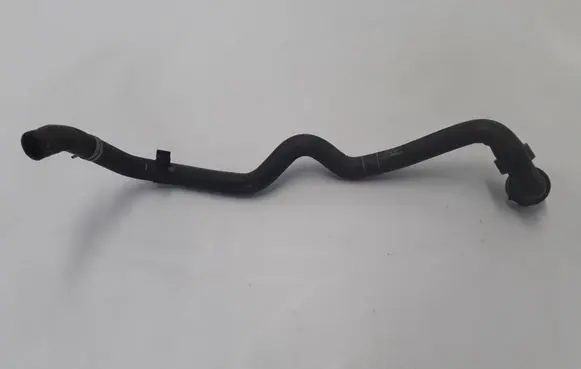 Volvo V60 Engine coolant pipe/hose