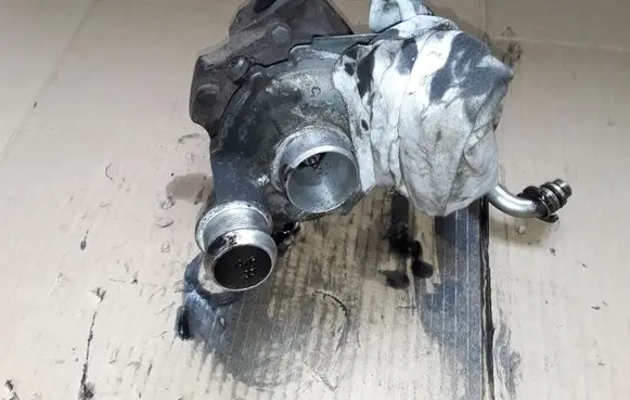 Jaguar S-Type Turbo 4R8Q6K682AK