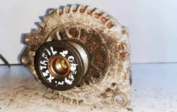 Nissan X-Trail T30 Generator/alternator