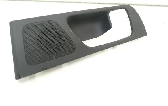 Toyota Avensis T250 Rear door handle trim 6761705040 8616005090 902275499023