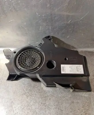 Audi A3 S3 8P Subwoofer speaker 8P3035382D
