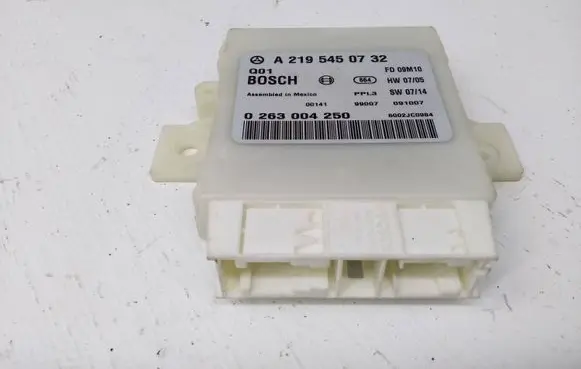 Mercedes-Benz CLS C219 Parking PDC control unit/module A2195450732 6002JP0102