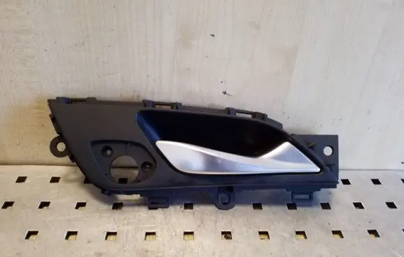 Hyundai i40 Rear door interior handle 2611172802
