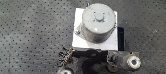 Ford Mondeo MK IV ABS Pump 8G912C405AB