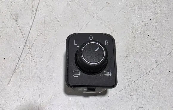 Volkswagen Touran III Wing mirror switch 3G0959565C